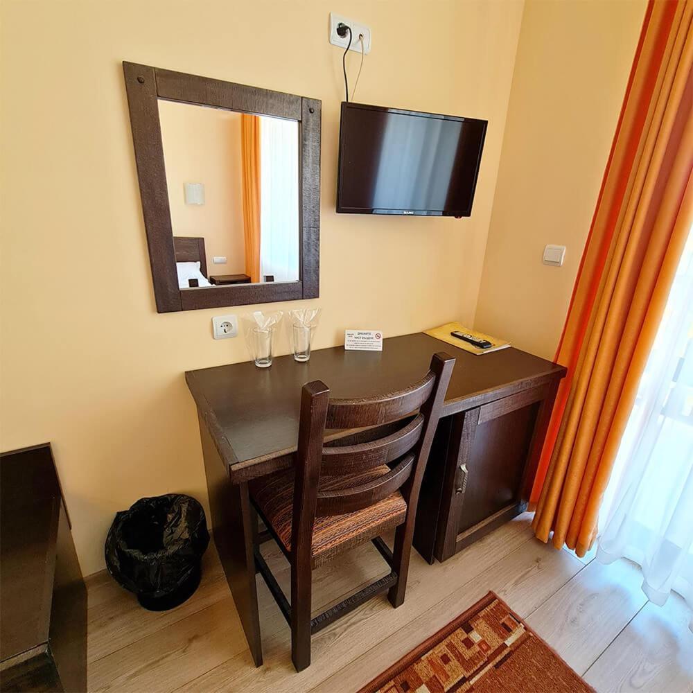 Family Hotel Chiflik Hills Chambre photo