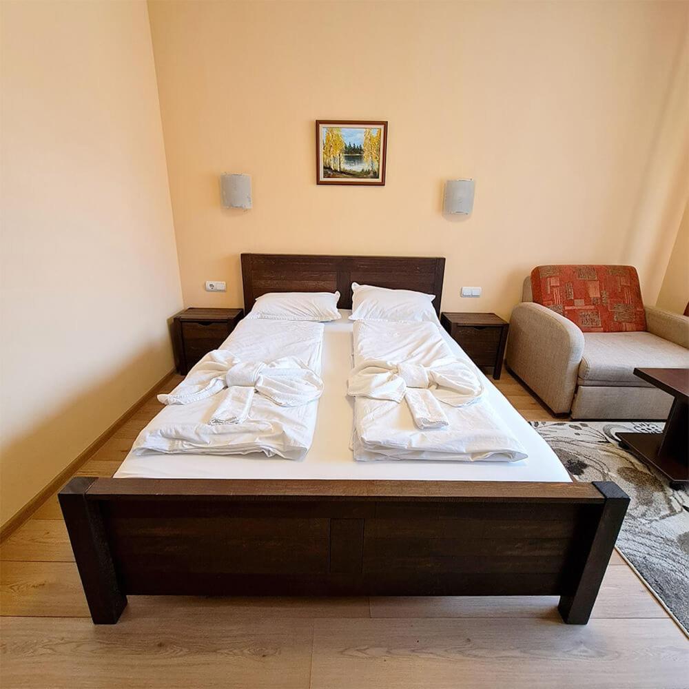 Family Hotel Chiflik Hills Chambre photo